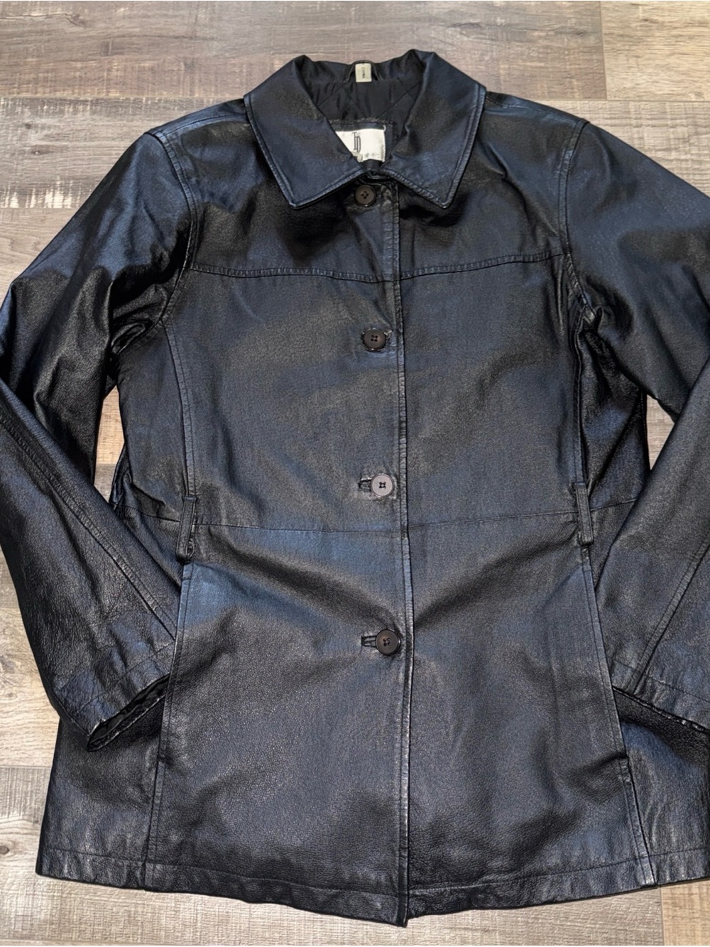 Women’s Black 100% Leather Button-Front Coat with no belt